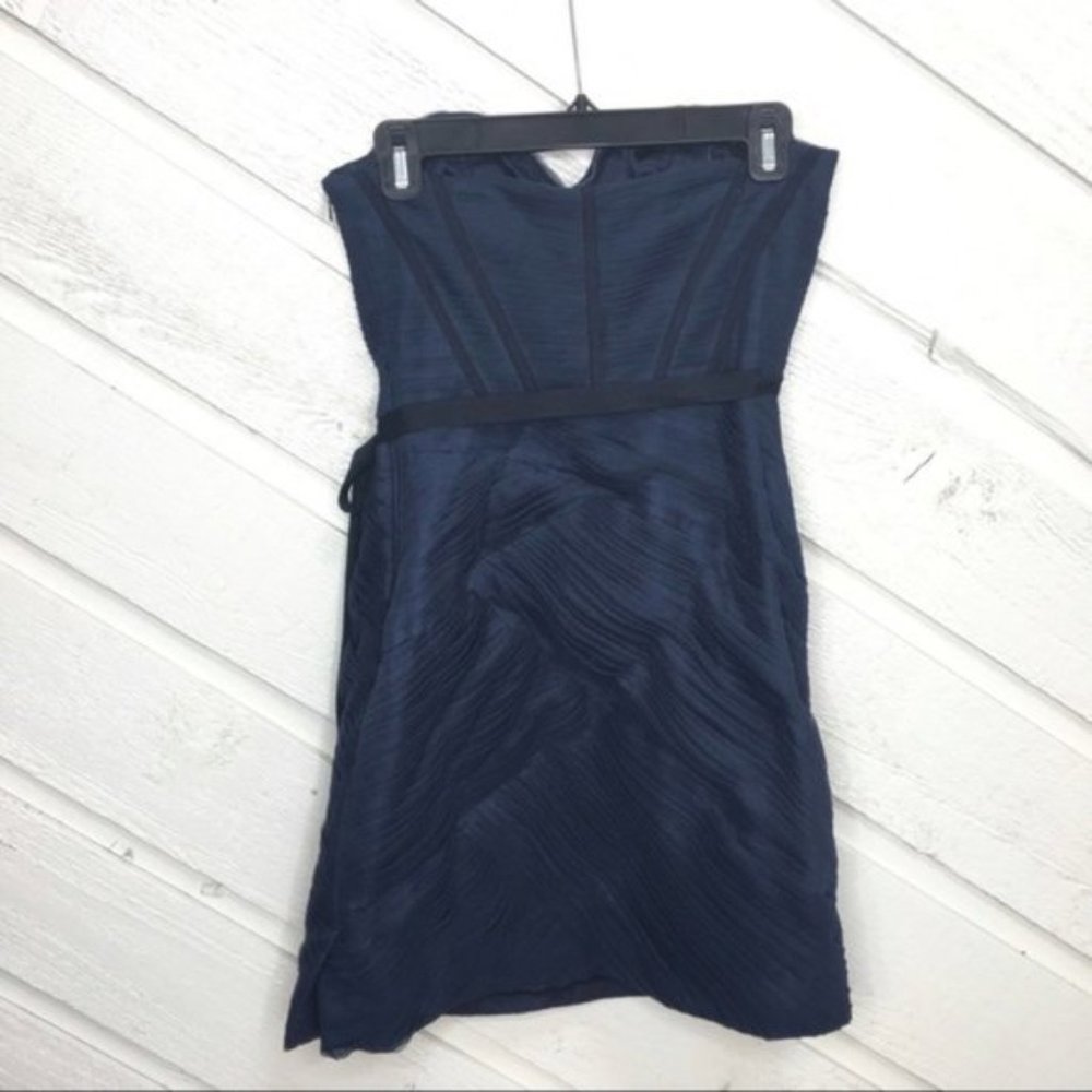 Monique Lhuillier Bridesmaids Strapless Dress d440 - Picture 7 of 8